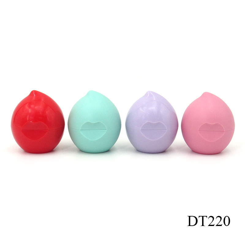 Custom round pure color cosmetic lip balm container 7g portable cartoon children lip balm ball case plastic packaging