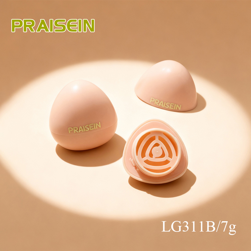 Unique Lovely Kids Lip Balm Ball Container 7g Triangle Plastic Lip Balm case for Lip Care Products