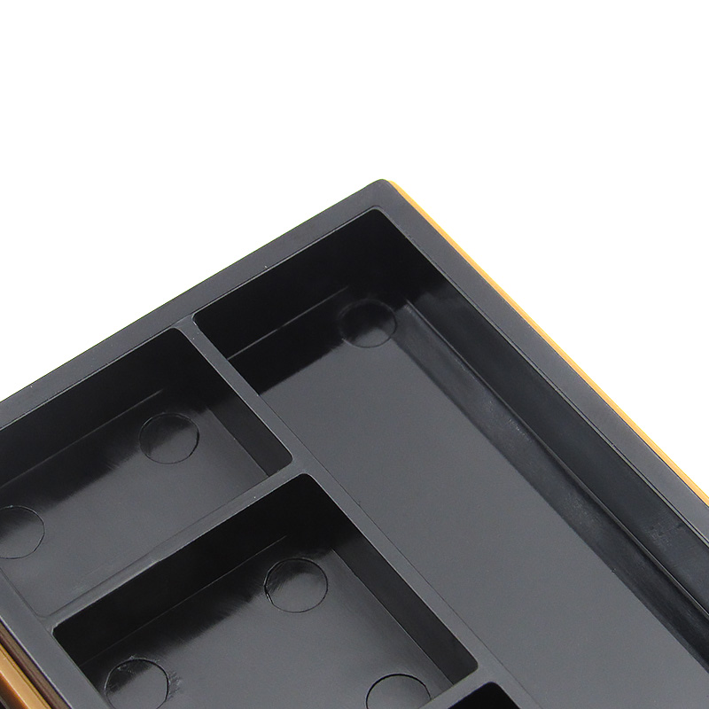 Wholesale Reusable makeup New trend packaging 4 color empty Eye shadow case plastic Blush Palette container with mirror