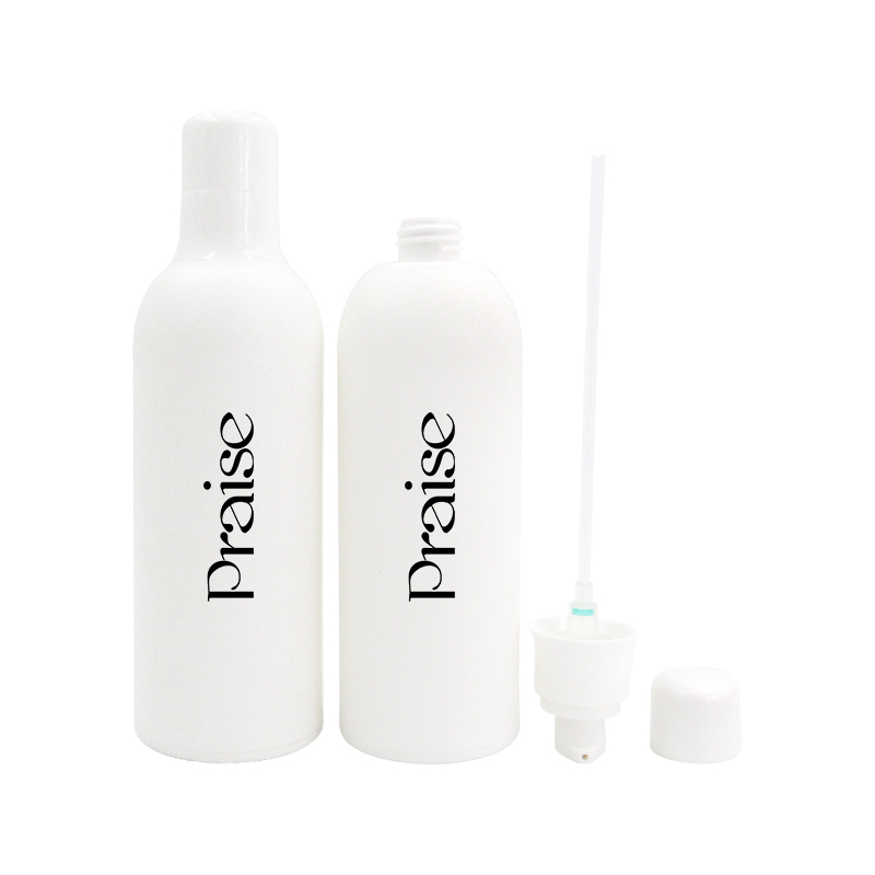 Trendy round shoulder cosmetics bottle set, multi-specification white empty lotion pump bottle, frosted plastic cream jar custom