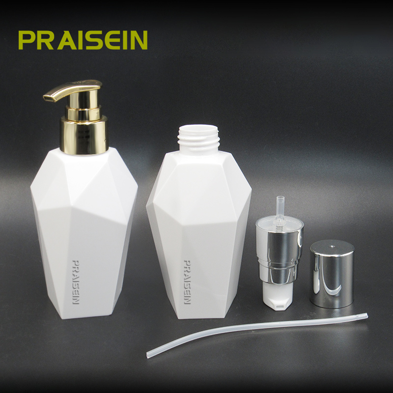 Plastic lotion bottle with pump custom label 150ml skin care body lotion bottle packaging cleanser foam bottle