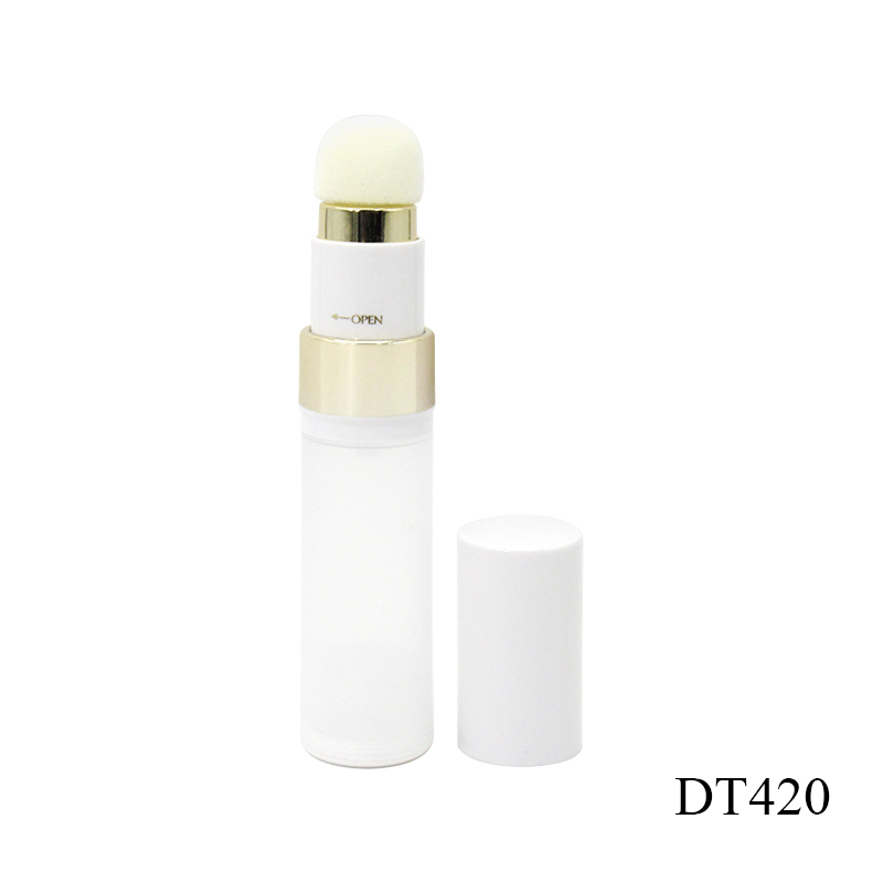 30ml Rotary design circular vacuum bottle custom logo plastic airless cosmetics concealer foundation bottle with puff