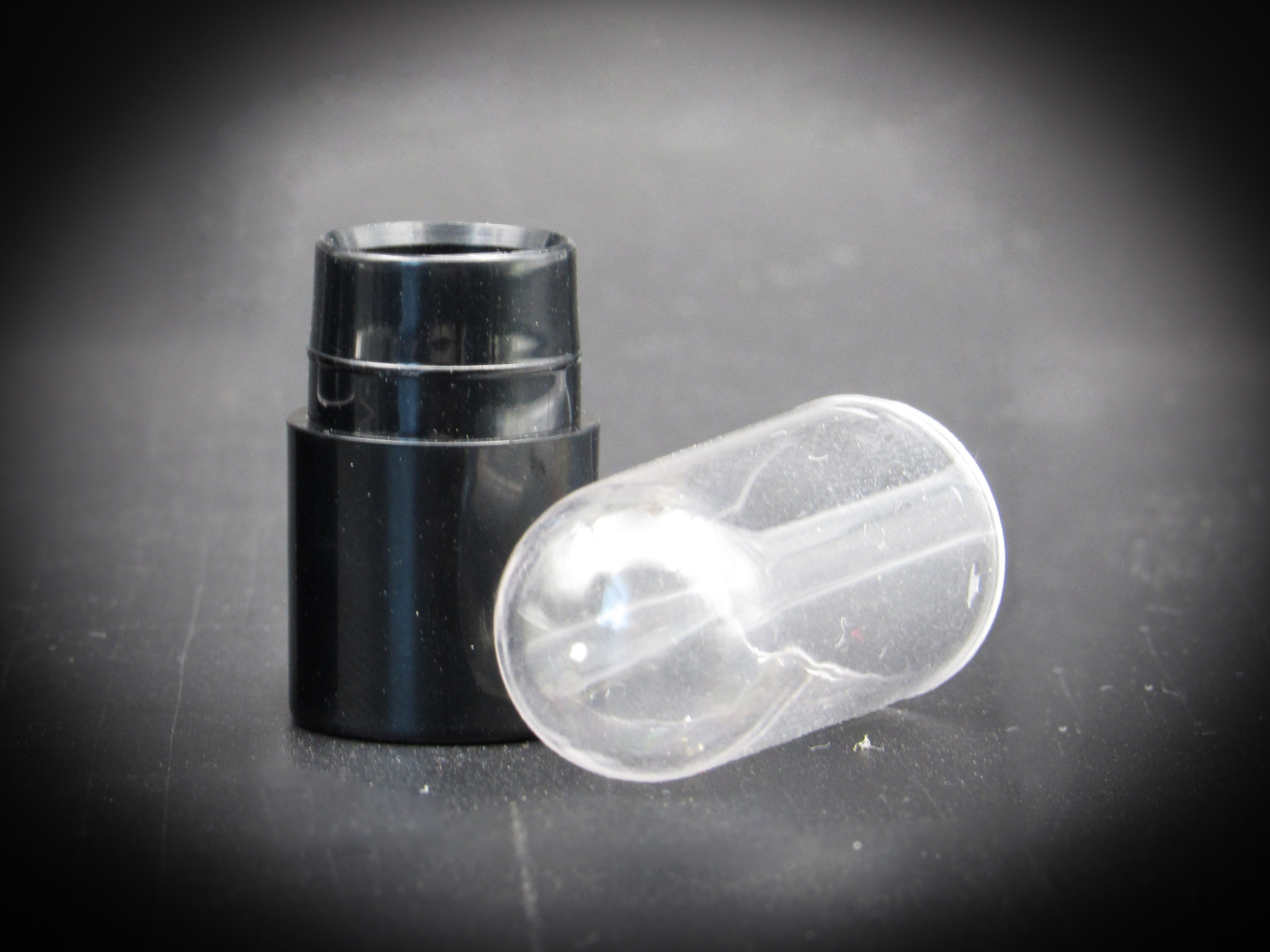 Wholesale Cheap price 1.2g mini sample plastic empty lipstick tube container for makeup packaging