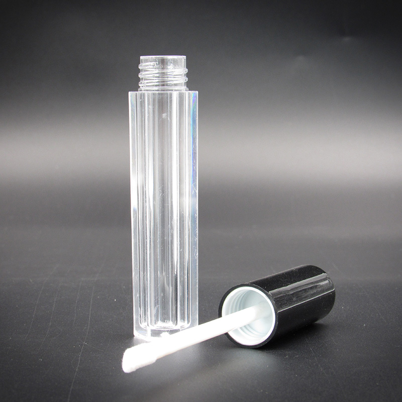 New item cosmetic Empty Lipgloss Tube Container, round cover clear polygon bottle, factory price custom plastic makeup packaging