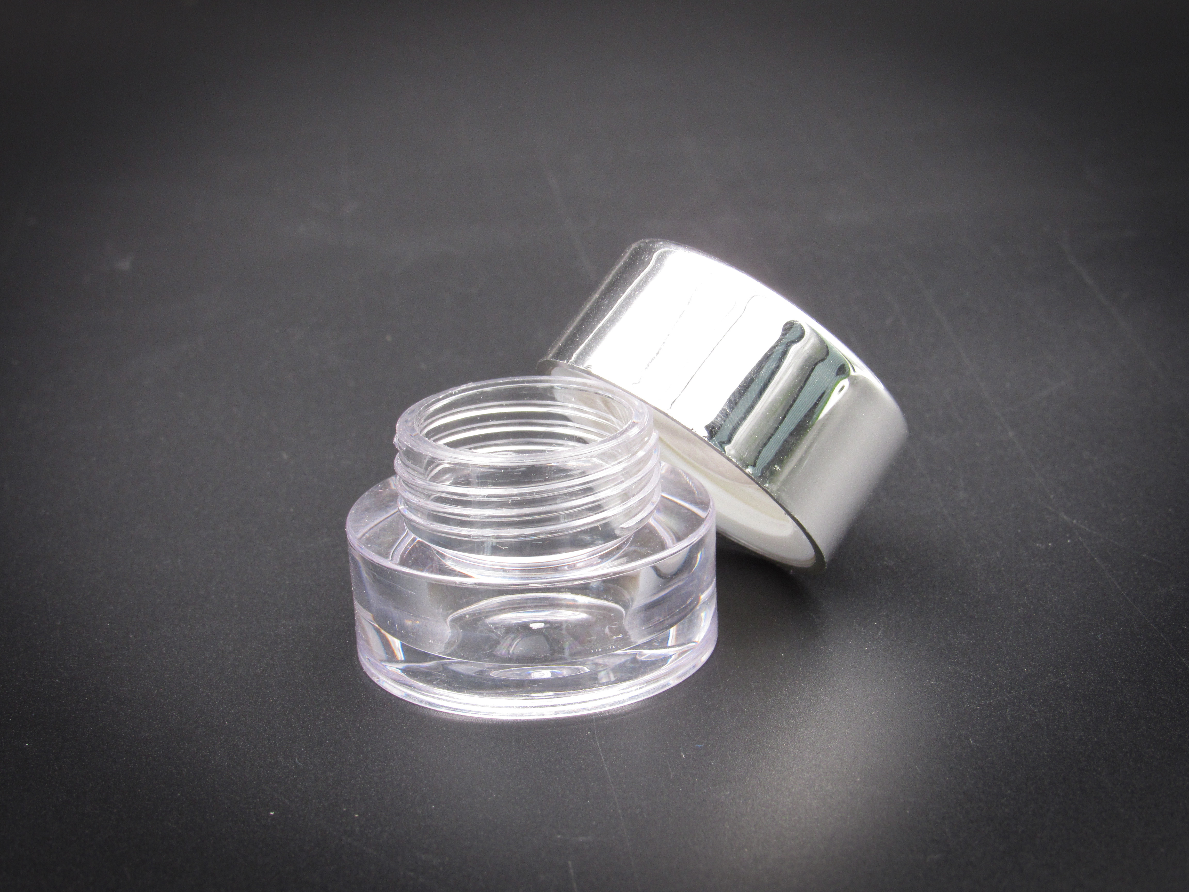 7.5g round plastic container eye shadow eyeliner jar