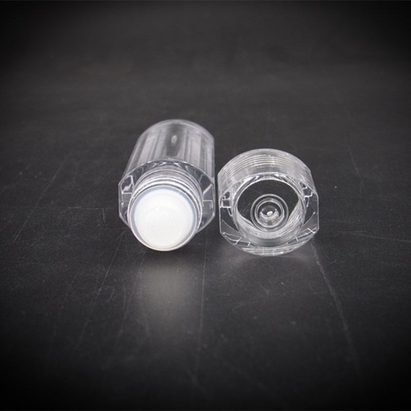 Custom printed classic natural clear lipbalm tube plastic lip balm container tube