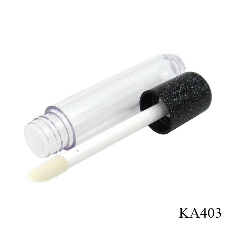 Specialized production cosmetics packaging 12.5ml empty clear plastic concealer tube, round concealer liquid bottle with brush