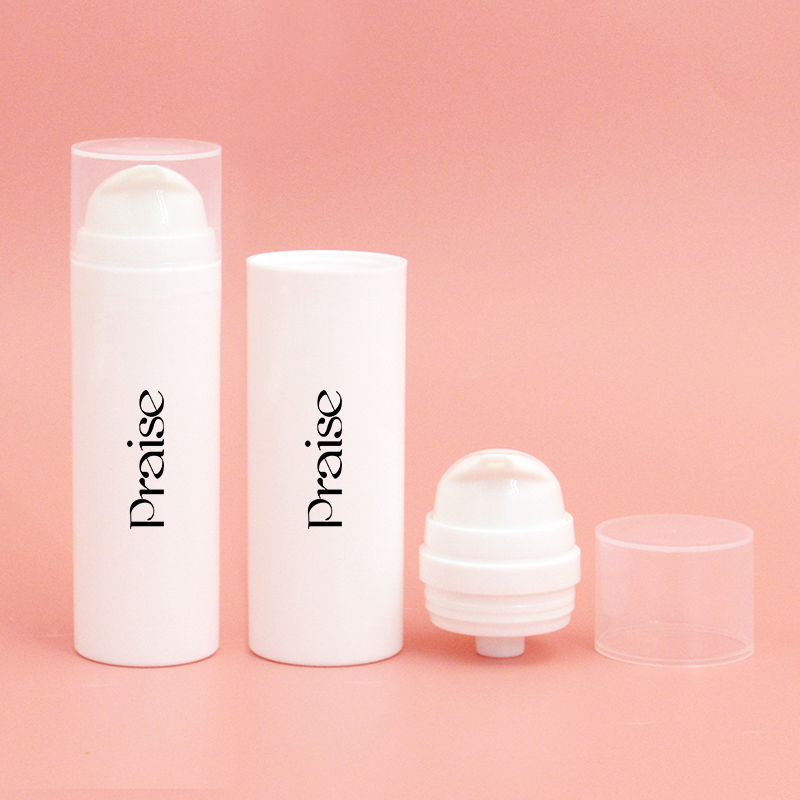 Manufacturer's cosmetic vacuum Bottles 30g/50g empty round plastic lotion Bottle with press pump, reusable with liquid container