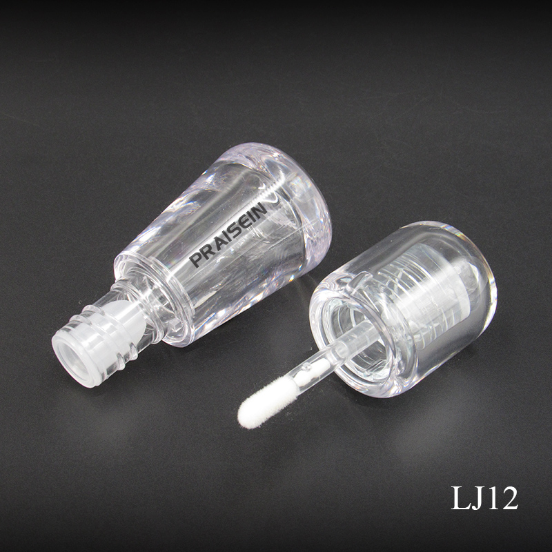 High quality empty transparent plastic lip gloss tube own brand 4ml lip gloss container