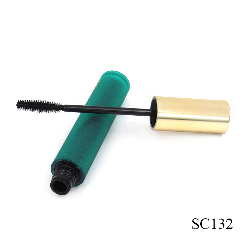 Wholesale High quality plastic mascara bottle custom color 8ml rubber lacquer shell round mascara tubes