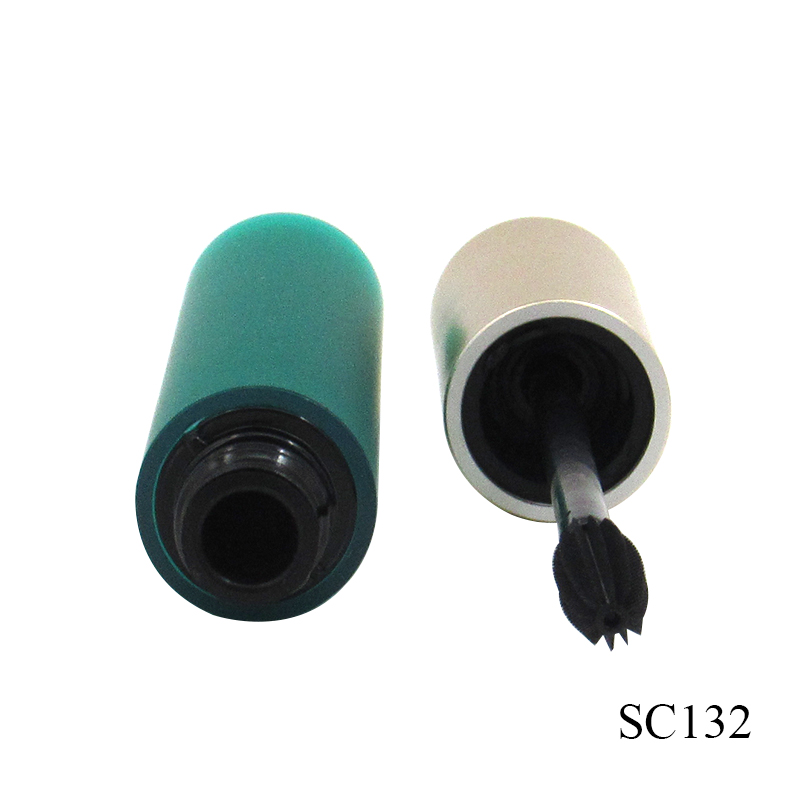 Wholesale High quality plastic mascara bottle custom color 8ml rubber lacquer shell round mascara tubes