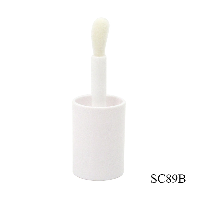 Production and sale cosmetics packaging round empty lip gloss tube 7.5ml clear plastic thick-walled container