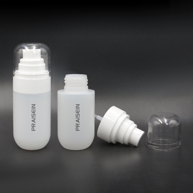 White plastic cosmetic bottle white lotion pump bottle empty plastic spray bottle toner container