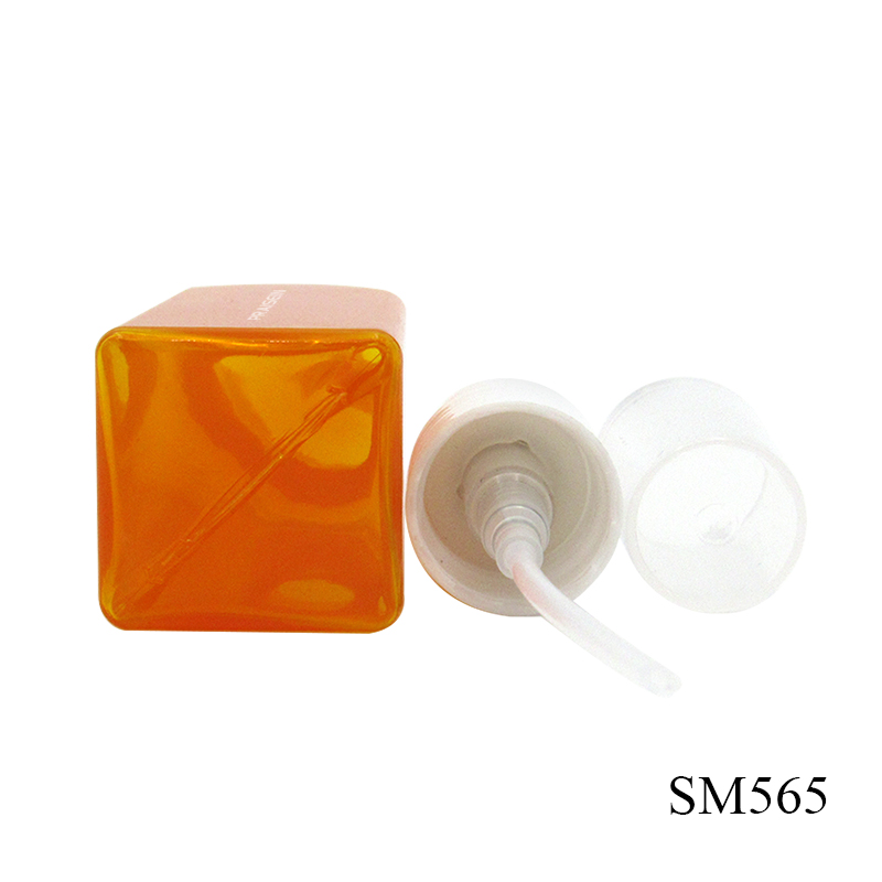 10ml small portable plastic spray bottle manufactured custom square bottom cosmetic perfume container with spray dispenser