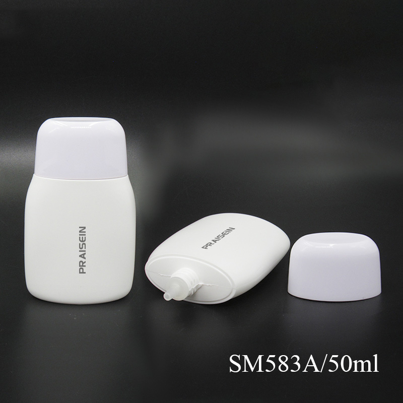 Plastic white cosmetic squeeze bottle custom 50ml/70ml empty hand cream bottle, sunscreen cream packaging