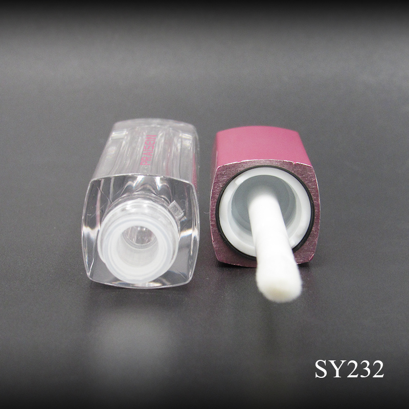 Wholesale square clear lip gloss tube 1.1ml plastic lip gloss tube packing empty container