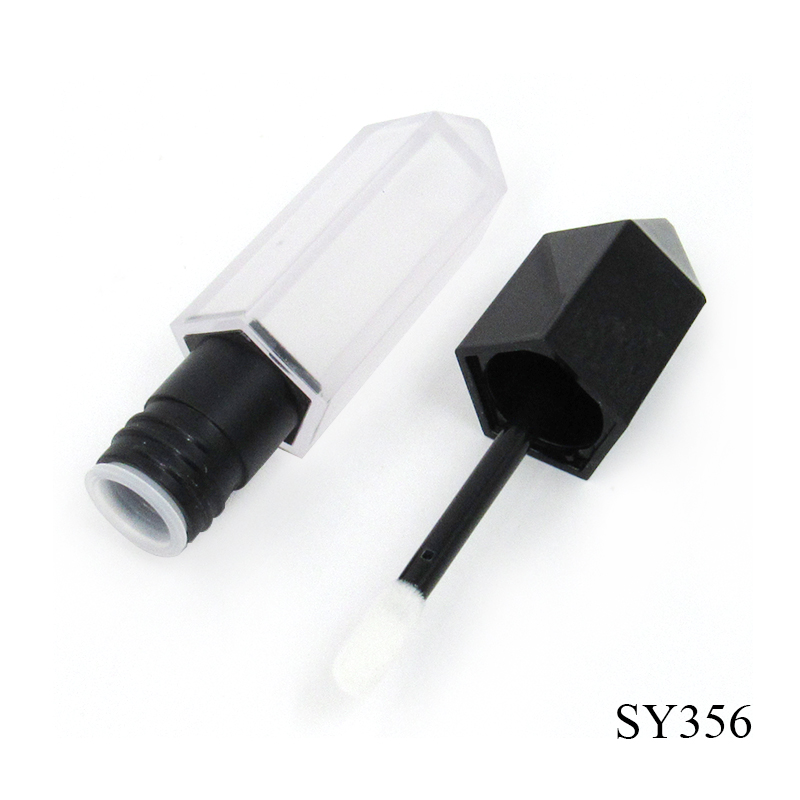 Diamond-shaped plastic cosmetic lip gloss tube 10ml frosted transparent empty lip gloss container custom packaging