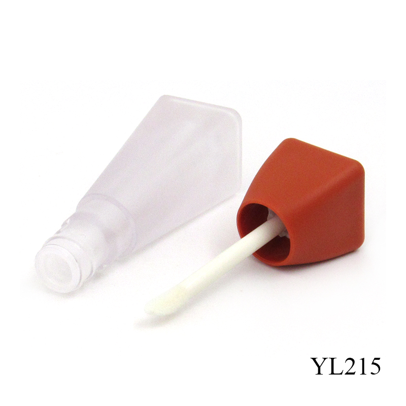 Triangular plastic frosted lip gloss tube 3ml empty transparent lip gloss container cosmetic packaging custom logo